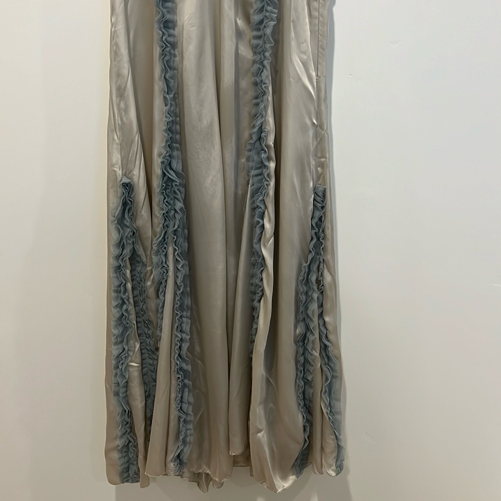 The GREAT Silver with Icy Blue The Dancehall Dress - Picture 10 of 12